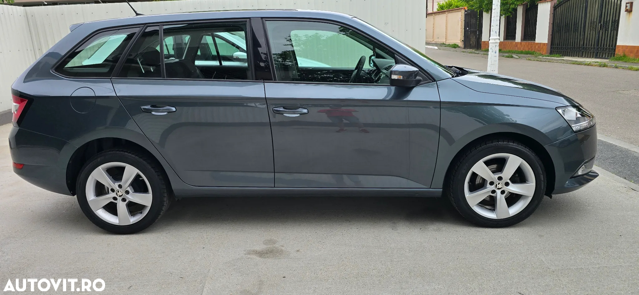 Skoda Fabia 1.0 MPI Cool Plus - 2