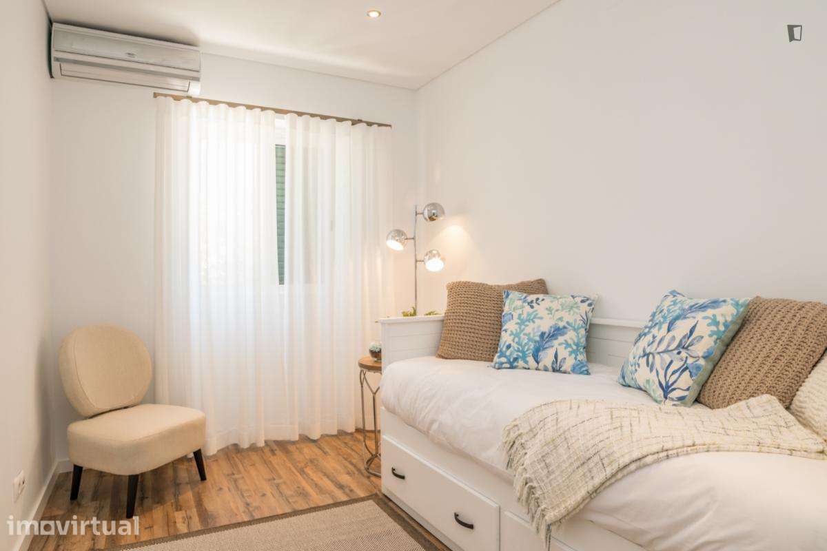 Apartamento com 2 quartos - localizado em Faro - Grande imagem: 4/12
