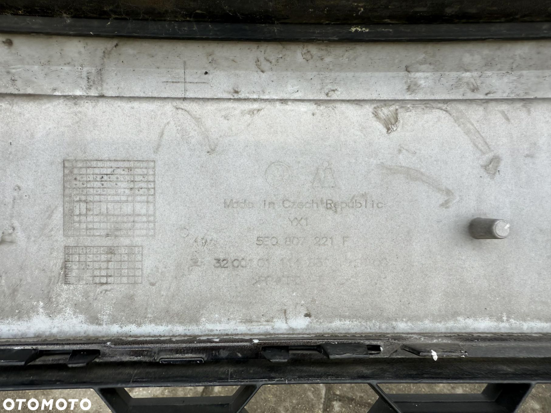 SKODA OCTAVIA III RS ZDERZAK PRZEDNI PRZÓD 5E0807221F - 11