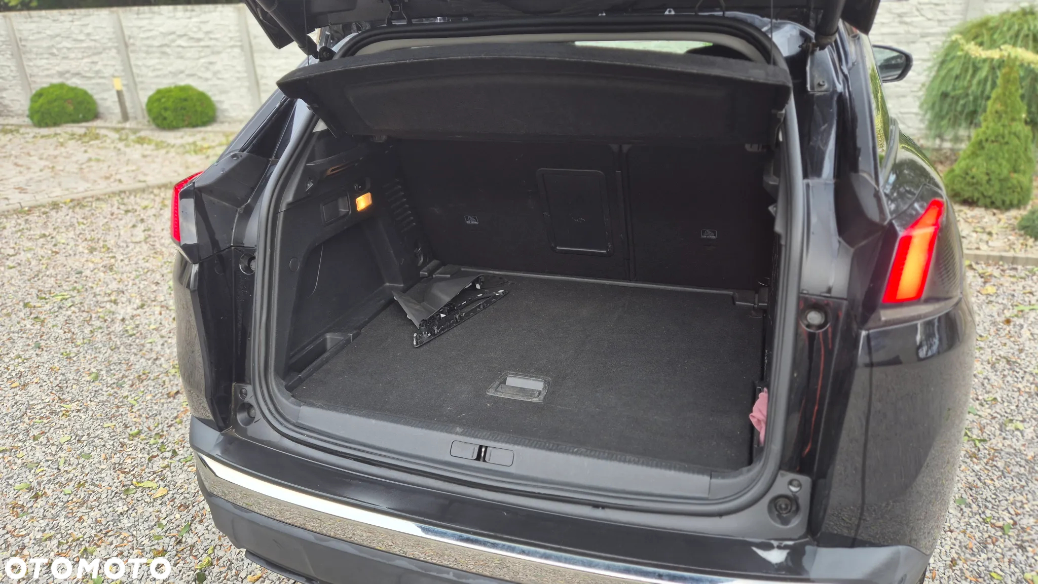 Peugeot 3008 1.5 BlueHDi Allure Pack S&S - 11