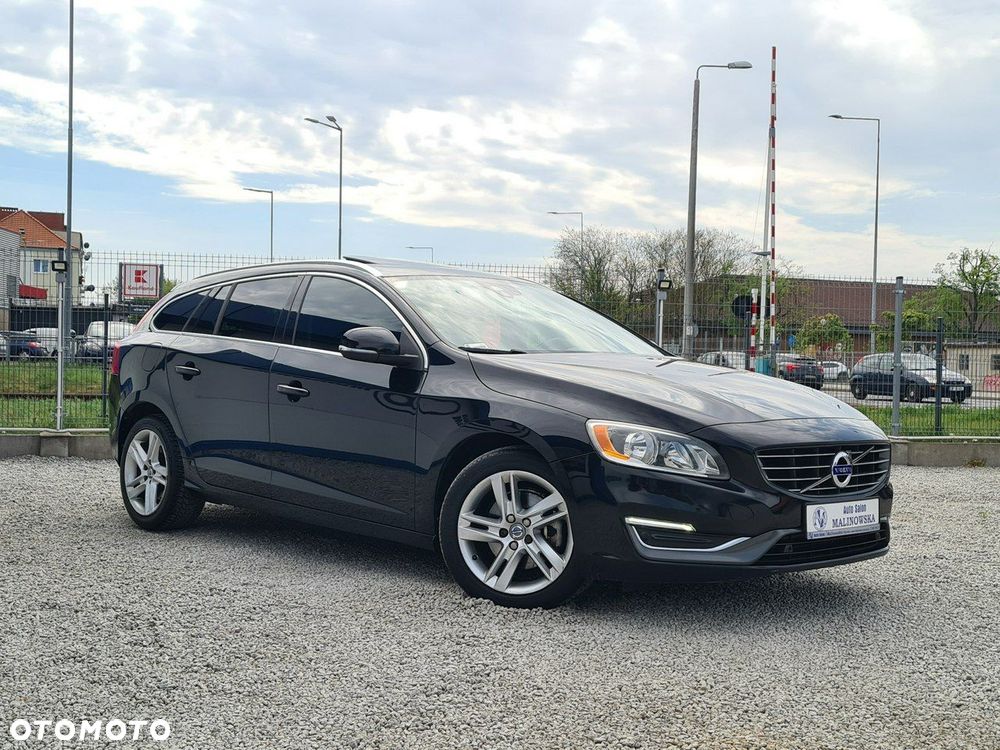 Volvo V60 T5 Drive-E Momentum - 3