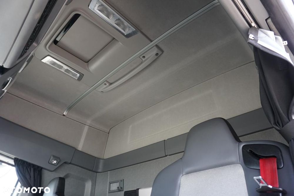 Renault C 520 / EURO 6 / ACC / 6 X 4 / RETARDER / DMC 100 000 KG - 17