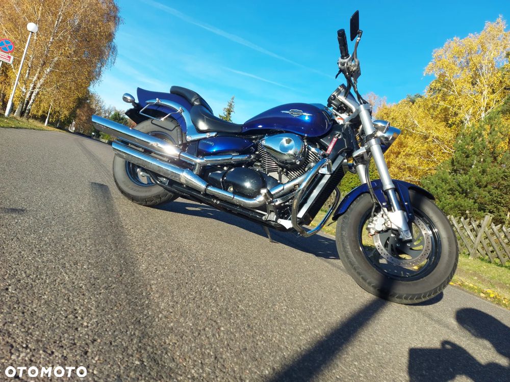 Suzuki Intruder - 25