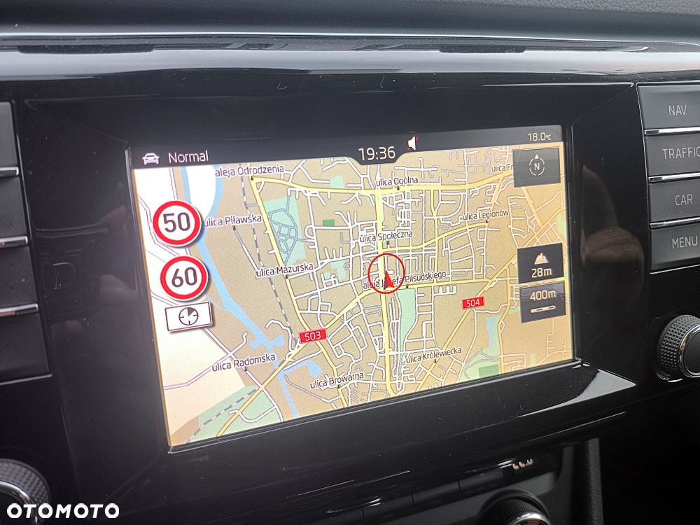 Skoda Superb 2.0 TDI DSG Premium Edition - 36