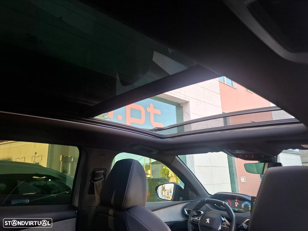 Peugeot 3008 1.6 Hybrid4 GT Pack e-EAT8 - 42