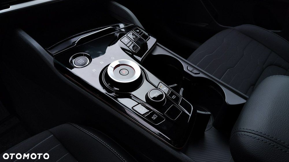 Kia Sportage 1.6 T-GDI HEV Business Line 2WD - 23