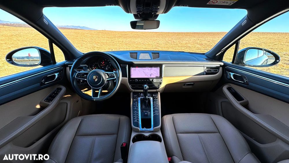Porsche Macan - 12