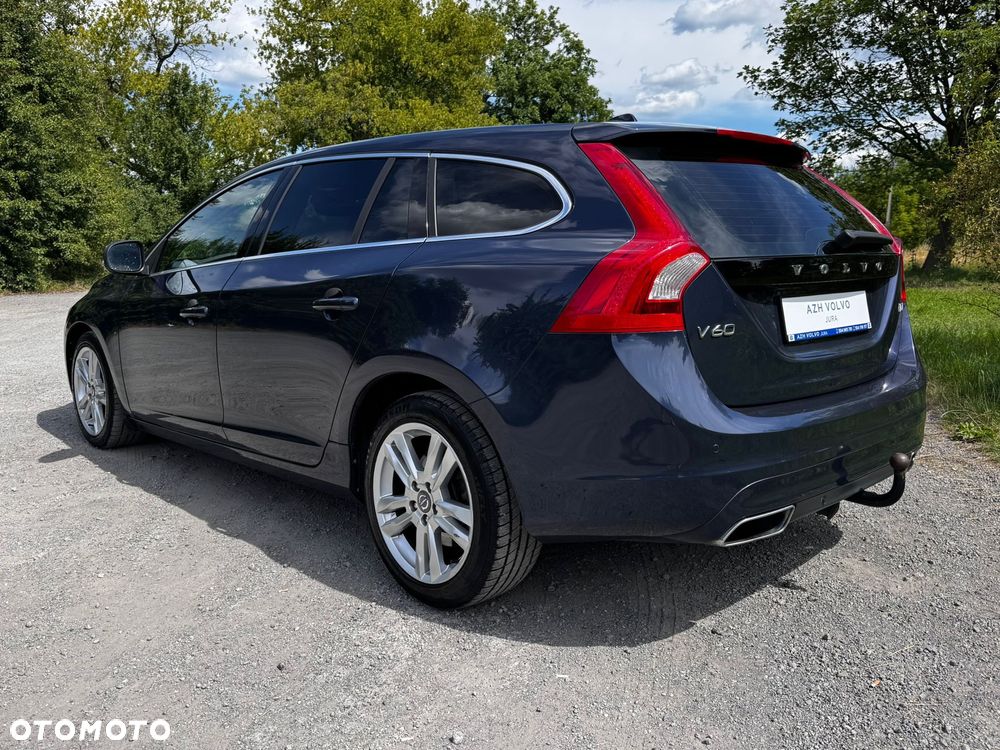 Volvo V60 D4 Drive-E Momentum - 10
