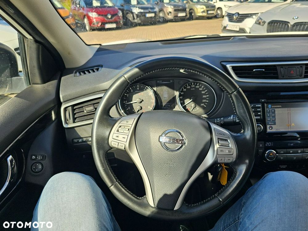Nissan Qashqai 1.2 DIG-T N-Connecta - 27