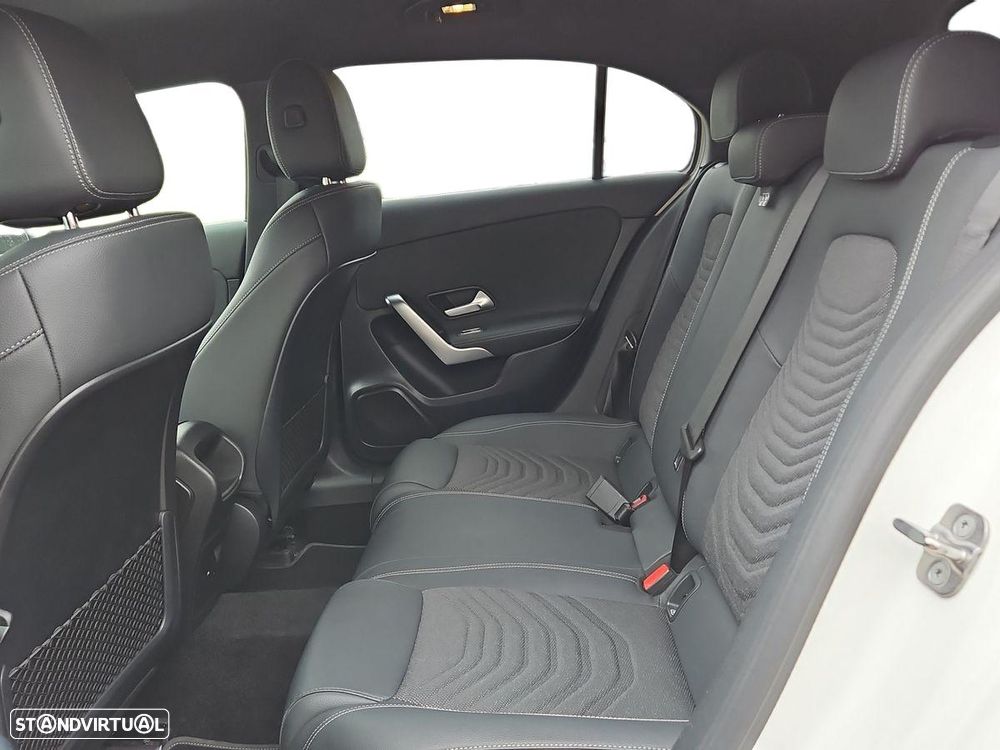 Mercedes-Benz A 250 e - 15