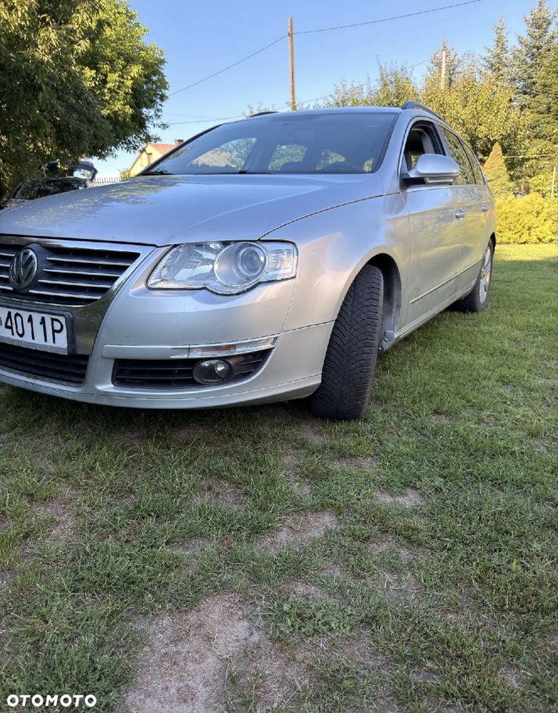 Volkswagen Passat - 4
