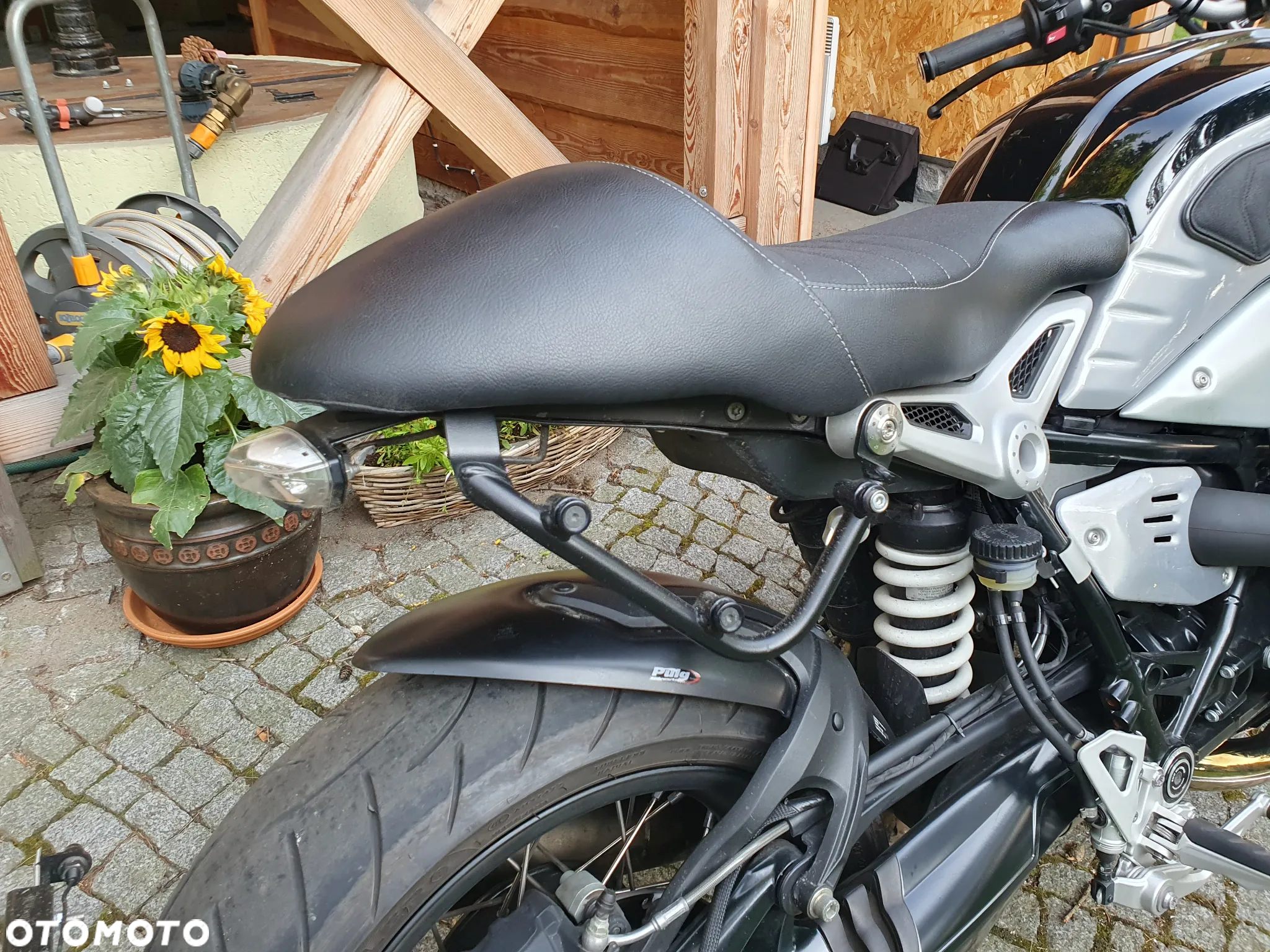 BMW R - 18