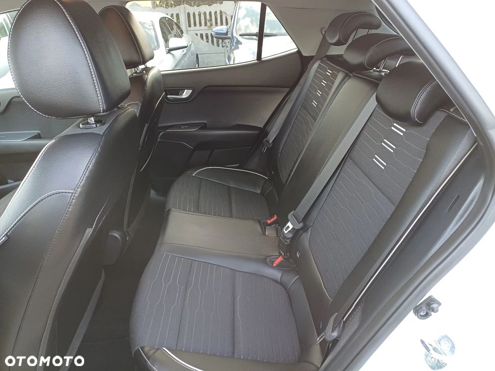 Kia Stonic 1.0 T-GDI OPF Mild Hybrid DCT7 GT Line - 16