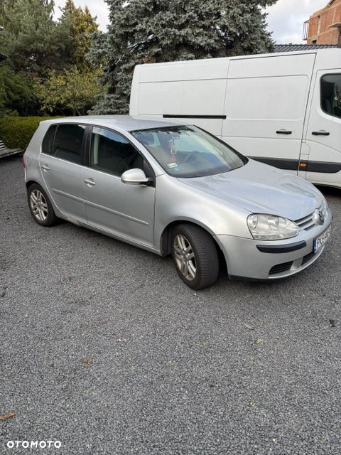 Volkswagen Golf - 1