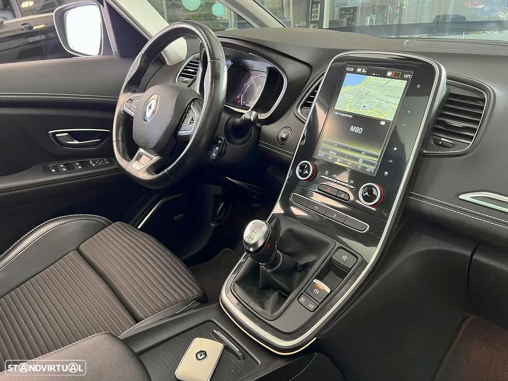 Renault Grand Scénic 1.5 dCi Bose Edition SS - 11