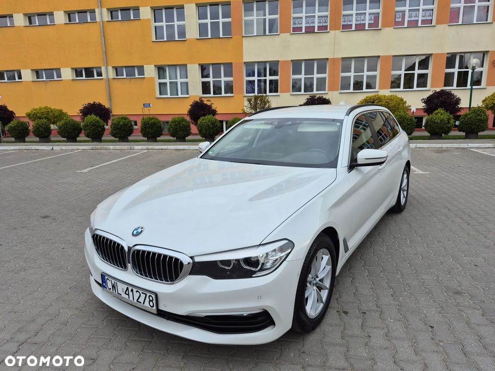 BMW Seria 5 520d xDrive Sport Line - 17