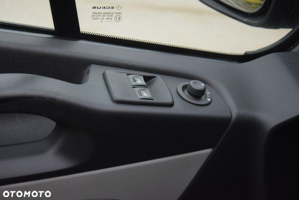 Renault Trafic ENERGY Combi Expression - 38