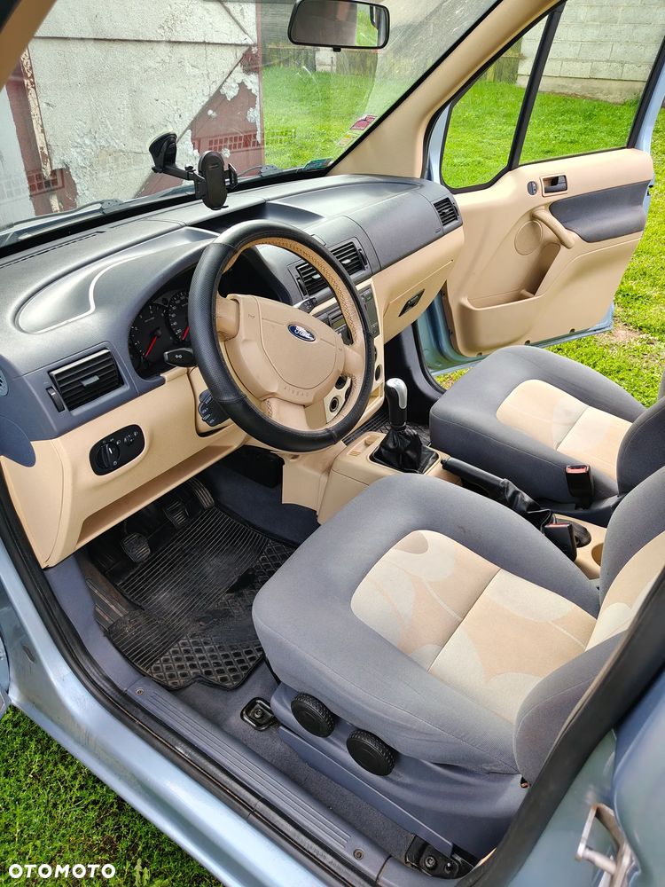 Ford Tourneo Connect - 7