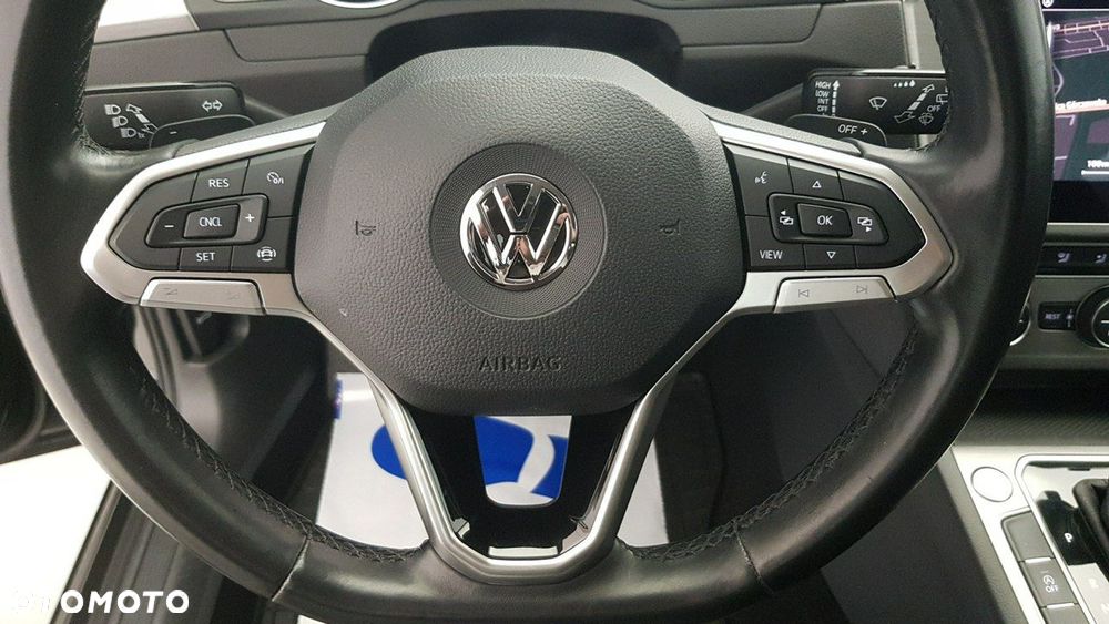 Volkswagen Passat - 21