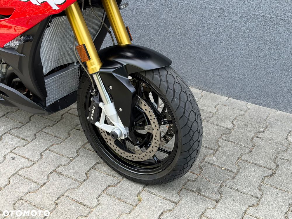BMW XR - 27
