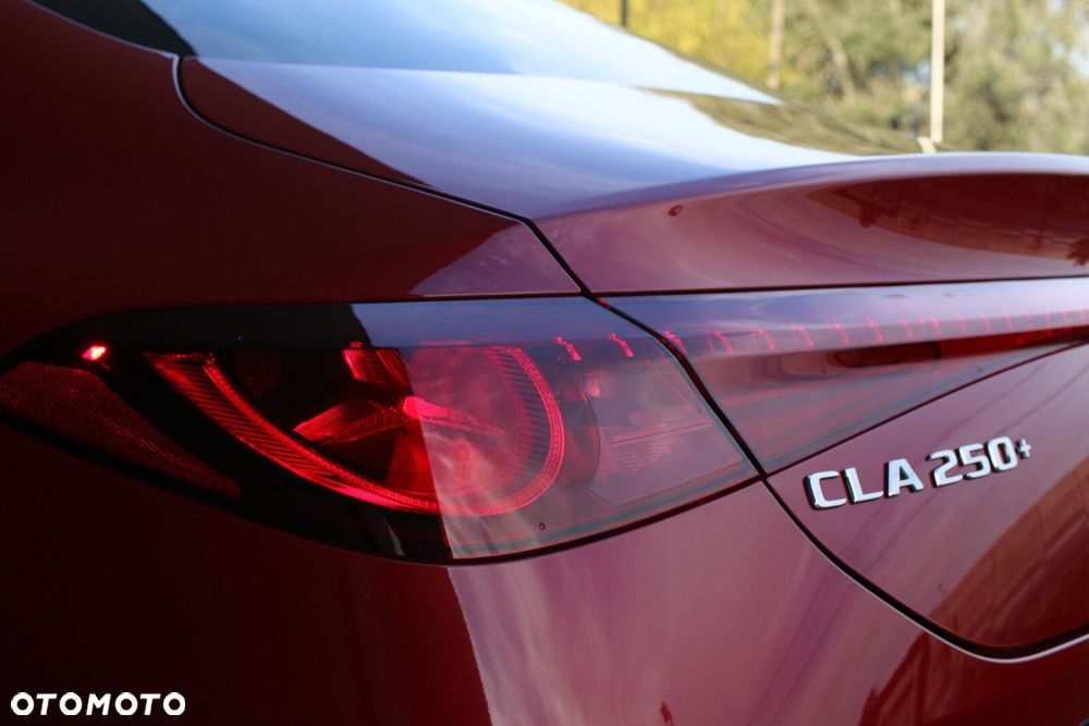 Mercedes-Benz CLA - 17