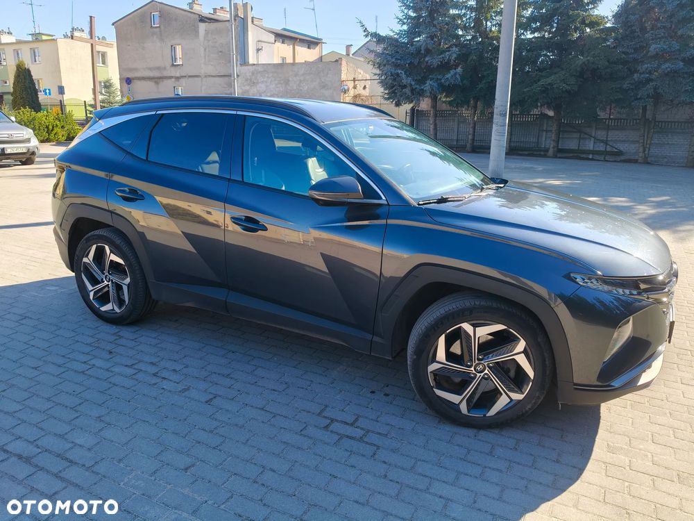 Hyundai Tucson - 2
