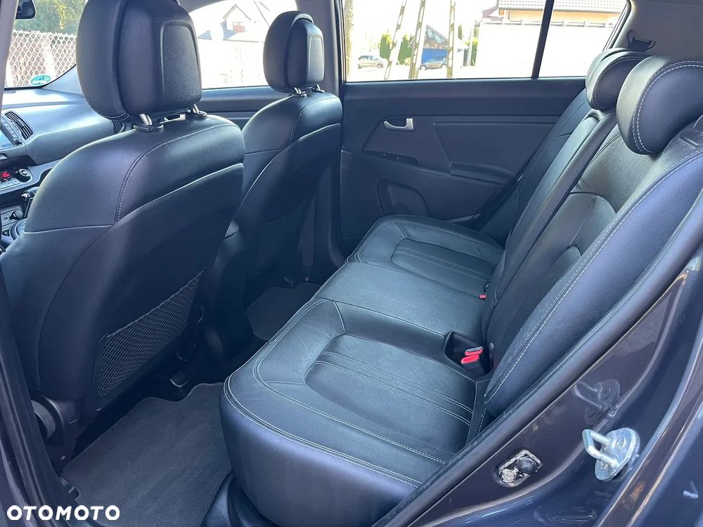 Kia Sportage - 12