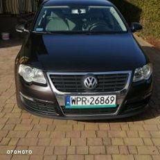 Volkswagen Passat 1.9 TDI Comfortline - 1