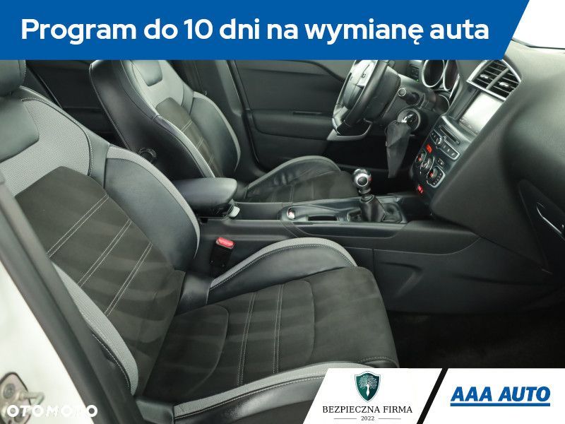 DS Automobiles DS 4 Crossback - 8