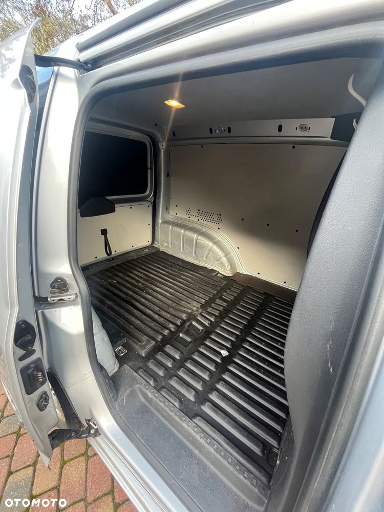 Volkswagen Caddy - 7