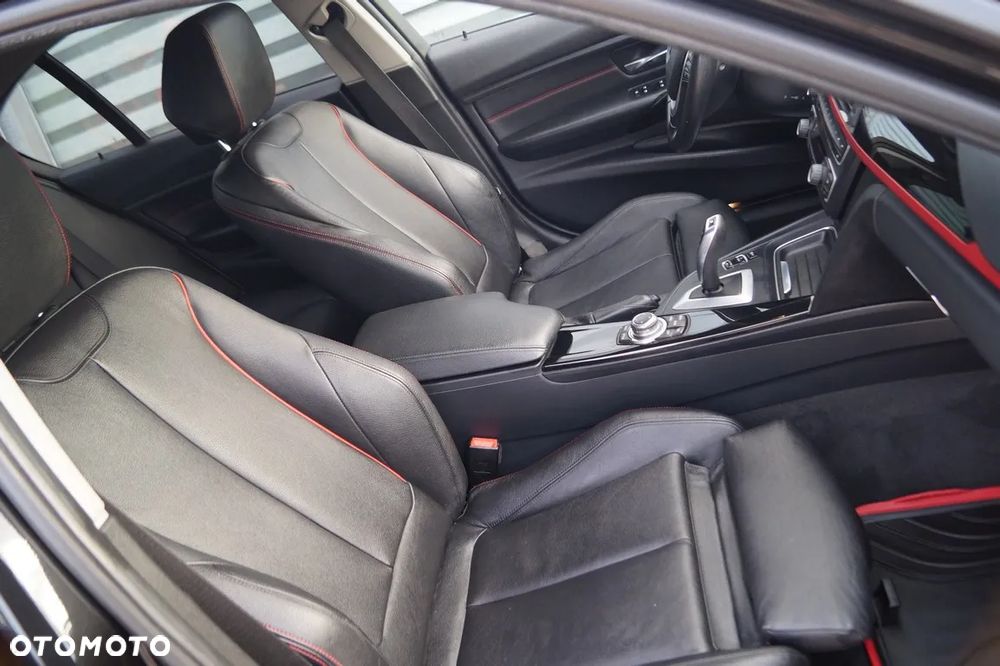 BMW Seria 3 328i xDrive Sport-Aut Sport Line - 21