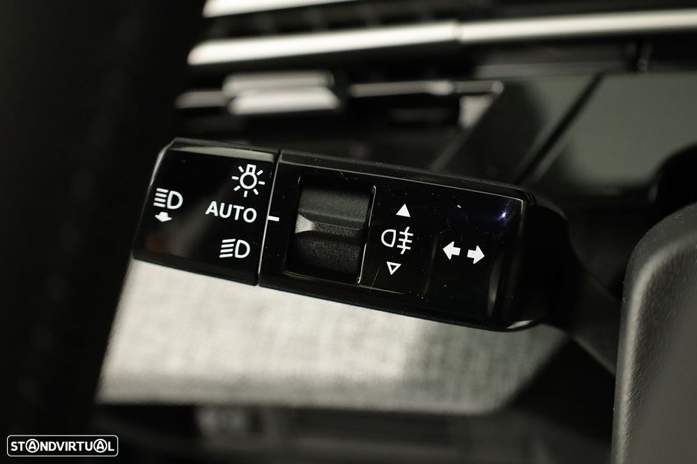 Peugeot 3008 1.2 Hybrid Allure e-DCS6 - 14