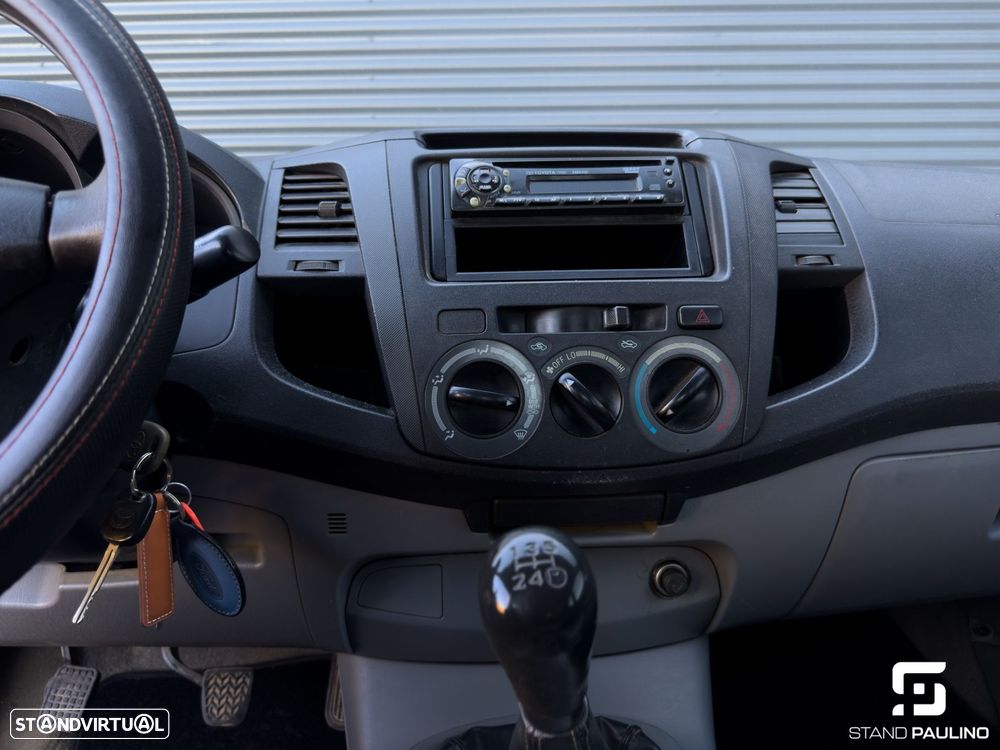 Toyota Hilux 2.5 D-4D 2WD CD - 29