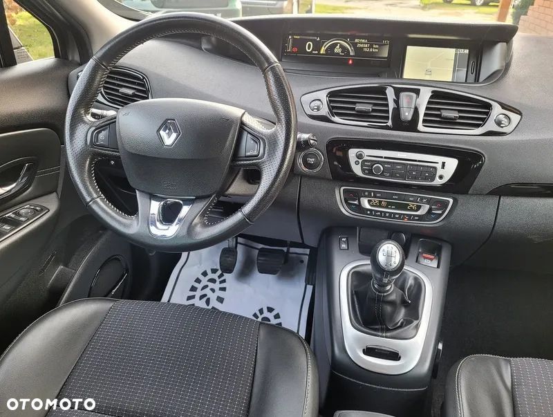 Renault Grand Scenic Gr 1.6 dCi Energy Bose Edition - 28