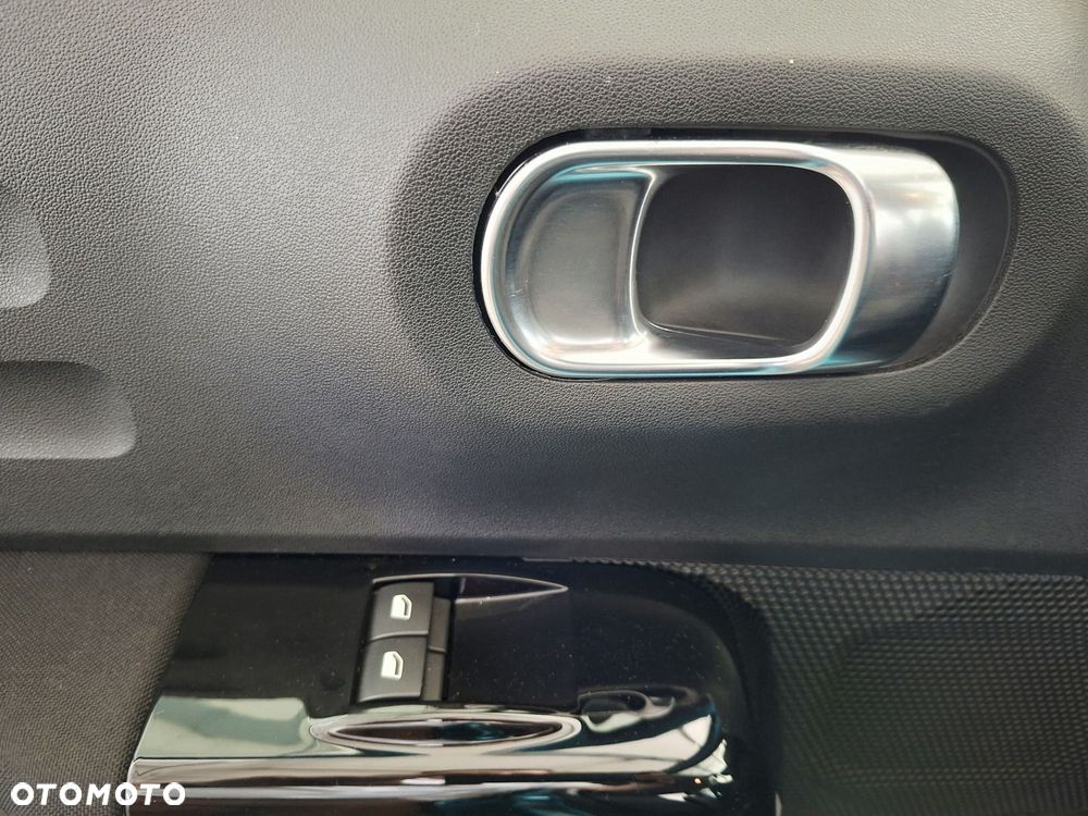 Citroën C3 1.2 PureTech Shine - 21