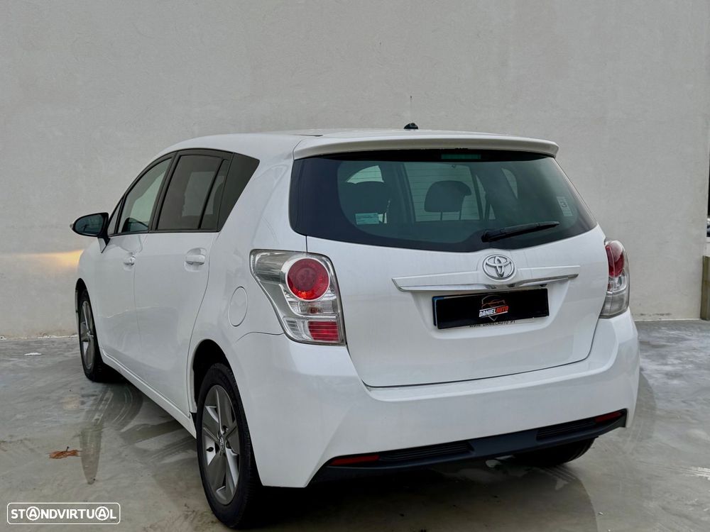 Toyota Verso 1.6 D-4D Active - 14