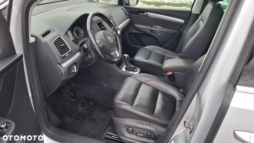 Volkswagen Sharan 2.0 TDI DSG Highline - 9