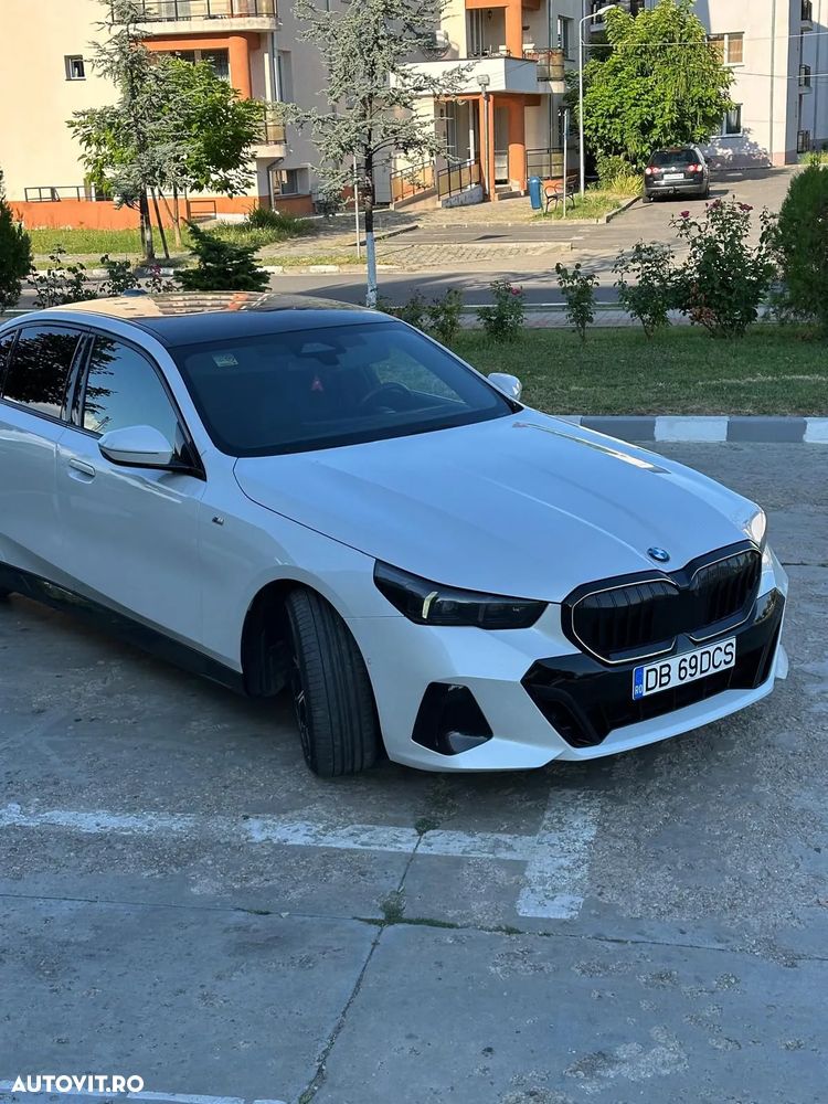BMW Seria 5 520i AT MHEV - 2