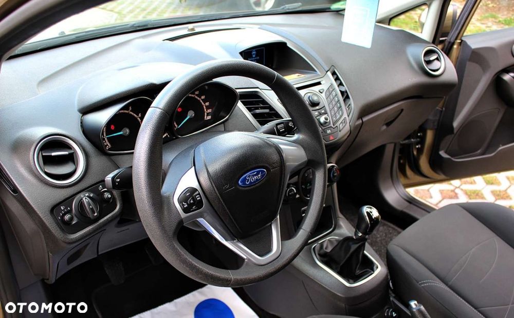 Ford Fiesta - 9