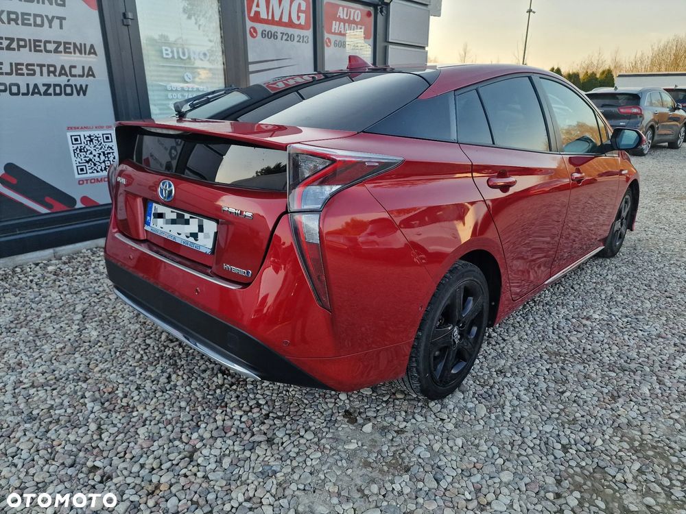 Toyota Prius Hybrid Executive - 7