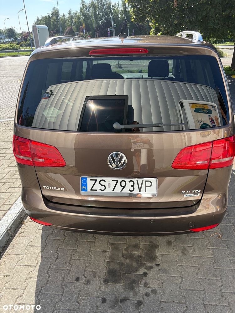 Volkswagen Touran 2.0 TDI DPF BlueMotion Technology Cup - 2