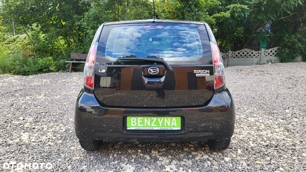 Daihatsu Sirion 1.3 - 8