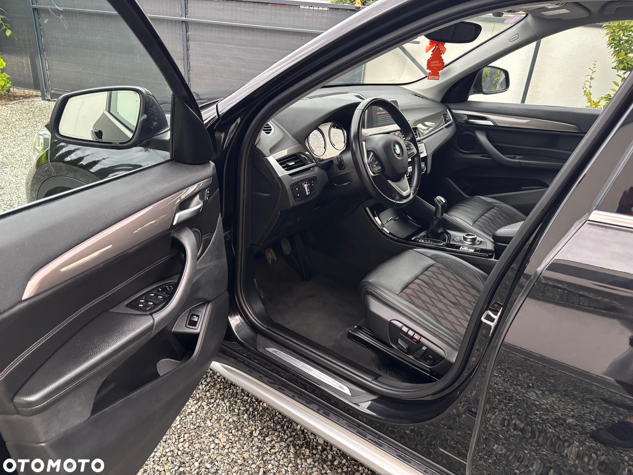BMW X1 sDrive18i Advantage - 12
