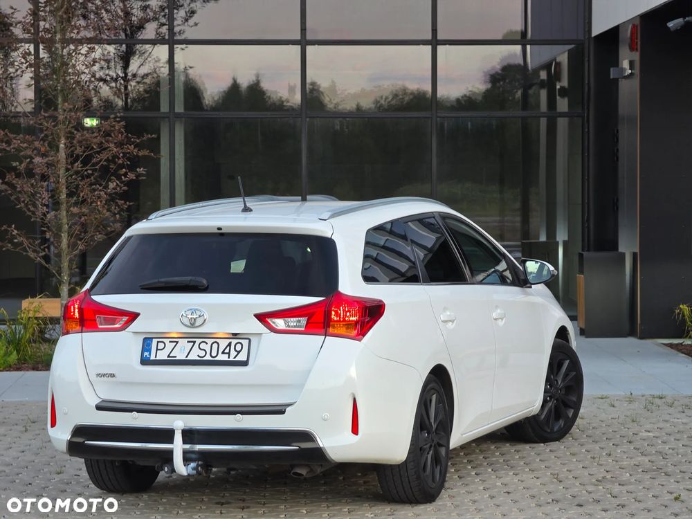 Toyota Auris 2.0 D-4D Prestige - 4