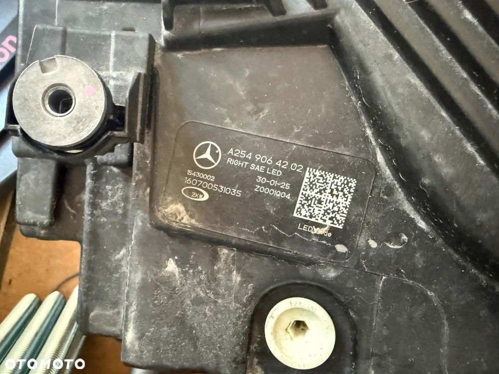 Lampa Reflektor Przód przedni Mercedes GLC - 4
