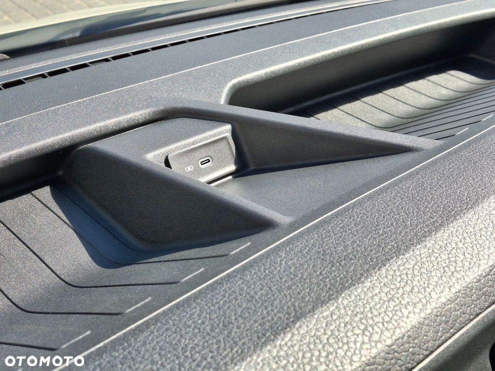 Volkswagen Crafter - 28