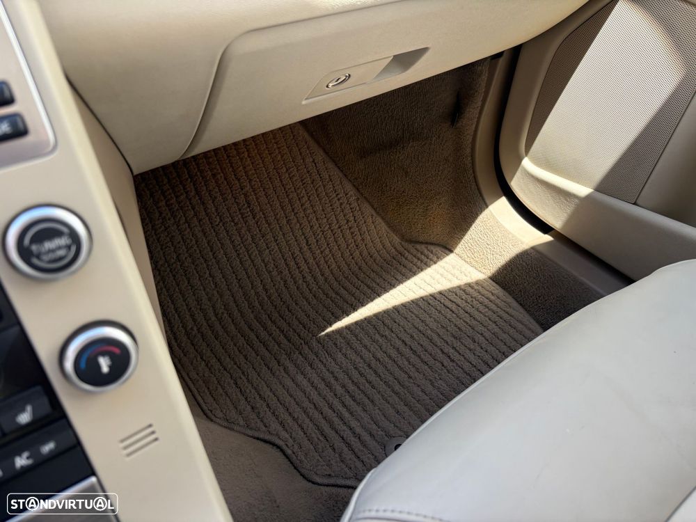 Volvo S80 2.4 D5 Nivel 3 Geartronic - 28