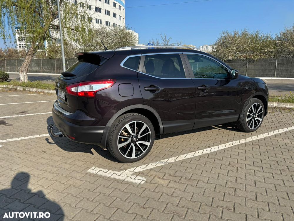 Nissan Qashqai 1.6 DCI 4 x 4 DPF Start/Stop tekna - 8