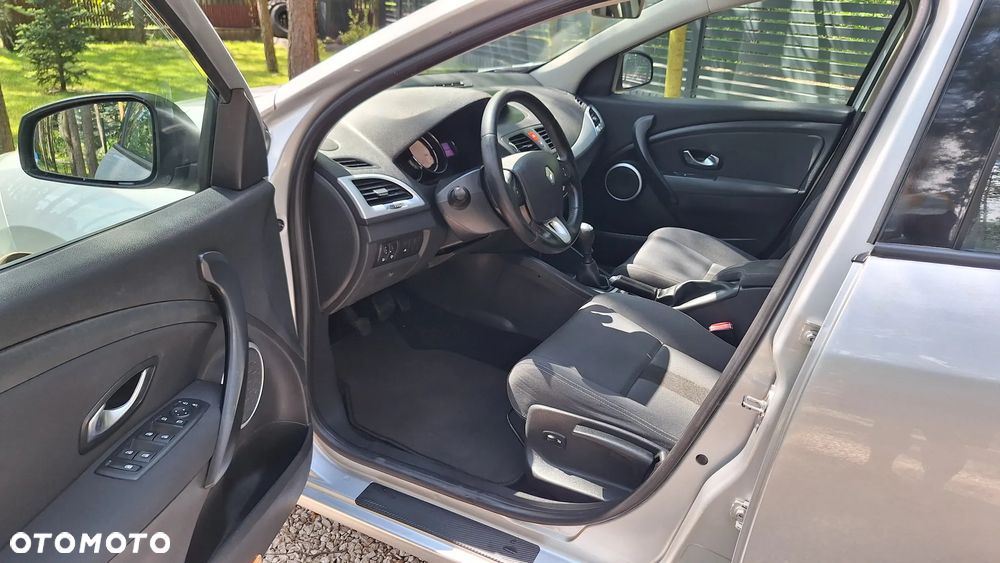 Renault Megane 1.6 16V 110 Expression - 13