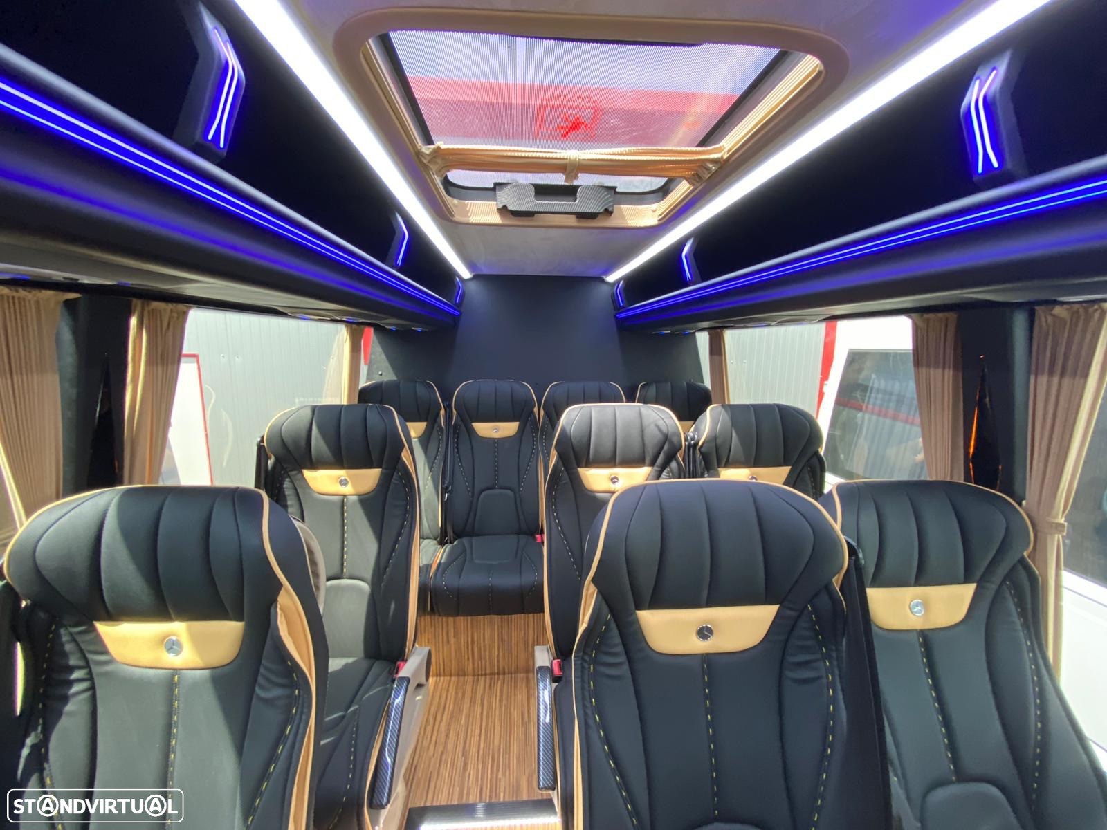 Mercedes Benz Sprinter 519 - 18